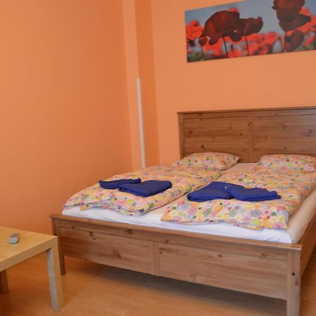 Apartments Letna Praga Pokój zdjęcie